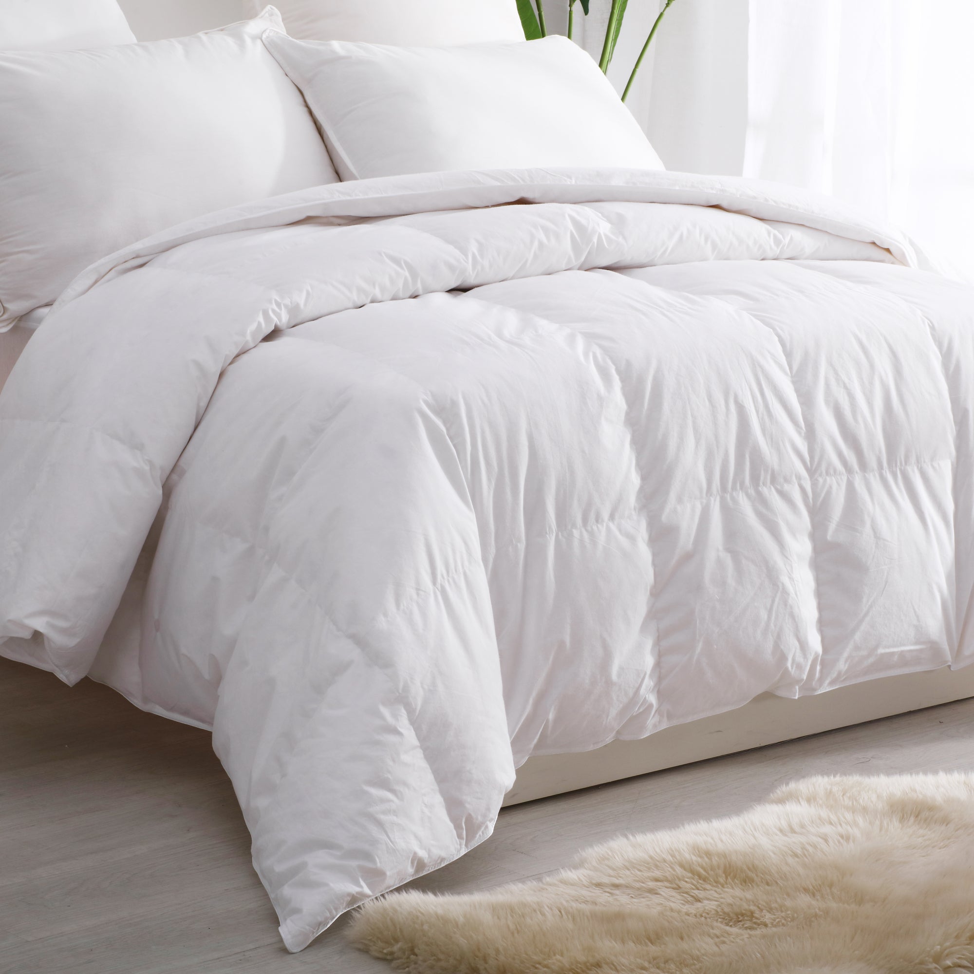 Luxury Winter 70/30 Goose Down & Feather Quilt